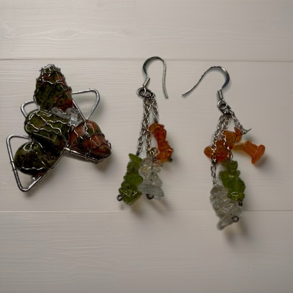Handcrafted Silver and Multicolor Stone Earrings snd Broche